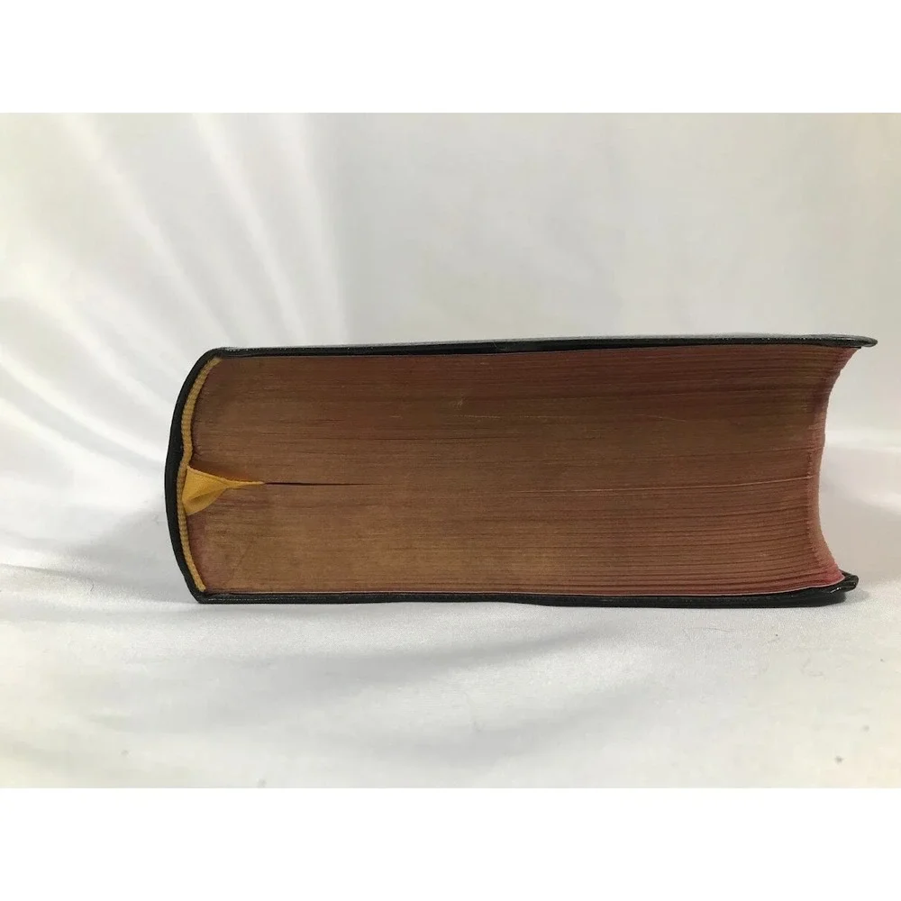 Vintage Thomas Nelson KJV Holy Bible Thumb Index Gold Gilt Edge Black Book